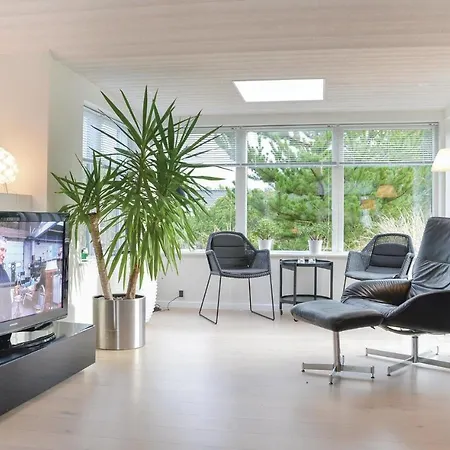 펜션 Nice Home In Ringkobing With Kitchen *