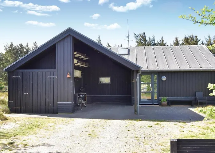 With A Fireplace 01 *